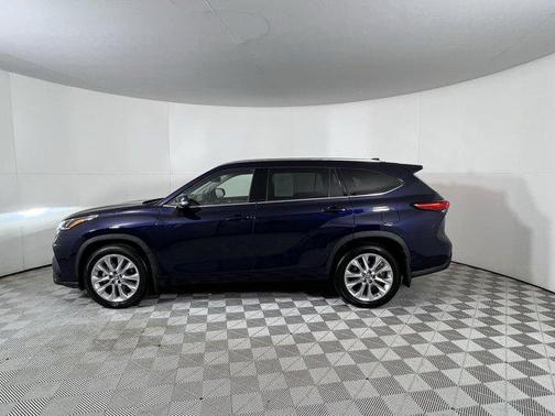 2022 Toyota Highlander Limited