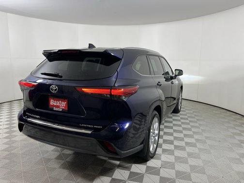 2022 Toyota Highlander Limited