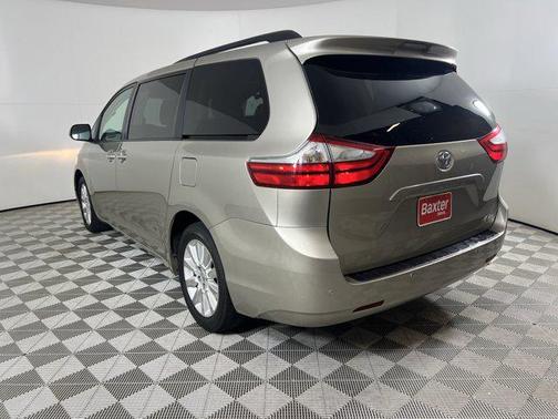 2015 Toyota Sienna XLE Premium