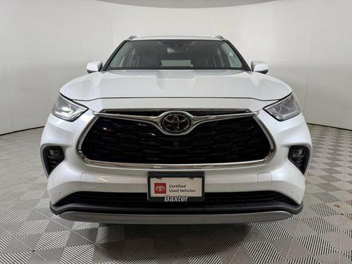 2023 Toyota Highlander Platinum