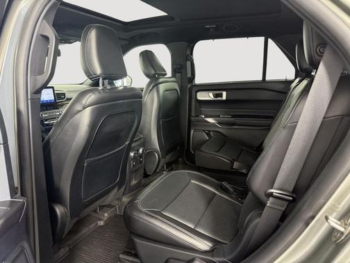 Silver Spruce Metallic 2020 Ford Explorer Limited