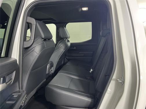 2025 Toyota Tacoma Hybrid TRD Off Road