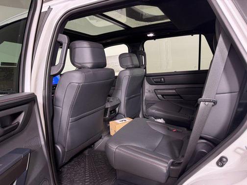 2025 Toyota Sequoia Base