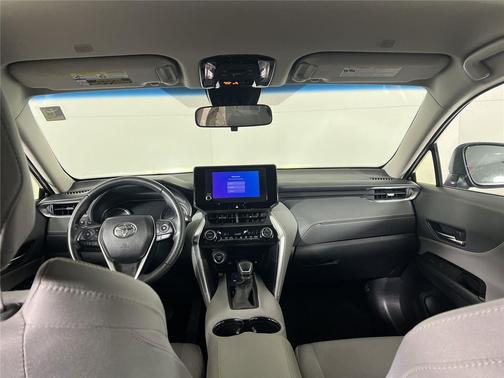 2023 Toyota Venza LE