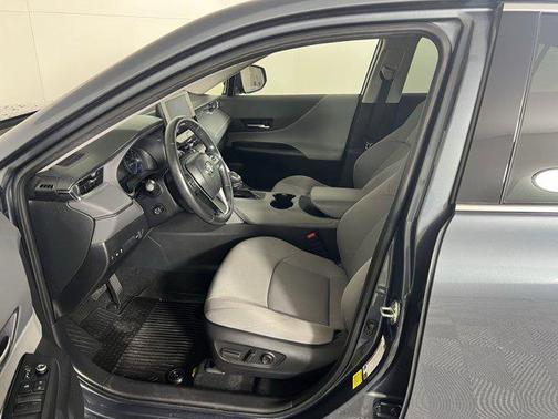 2023 Toyota Venza LE