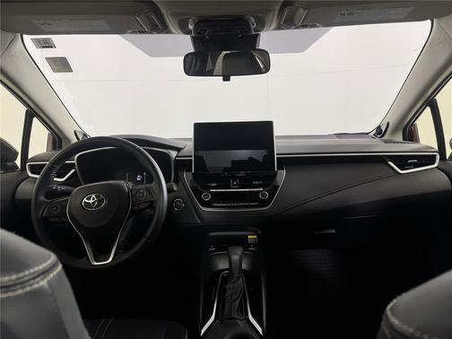 2025 Toyota Corolla Hybrid XLE