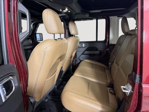 Snazzberry Pearlcoat 2021 Jeep Wrangler Unlimited 4xe Sahara