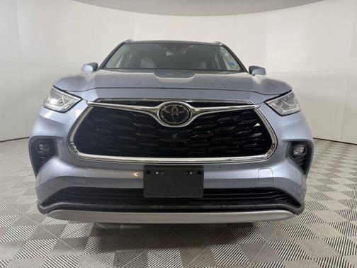 2020 Toyota Highlander Platinum