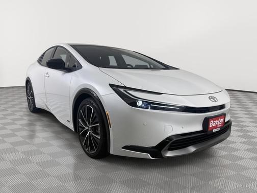 2024 Toyota Prius XLE