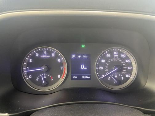 Dazzling White 2019 Hyundai TUCSON Value