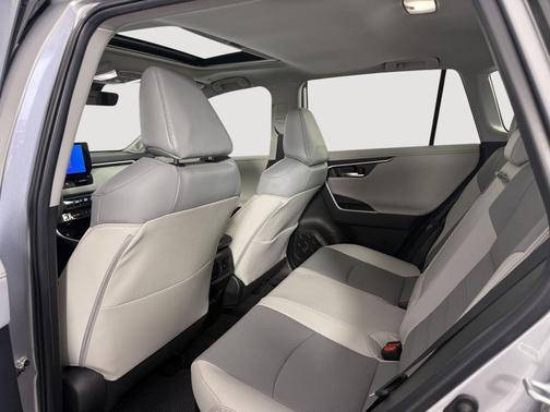 2023 Toyota RAV4 Hybrid Limited