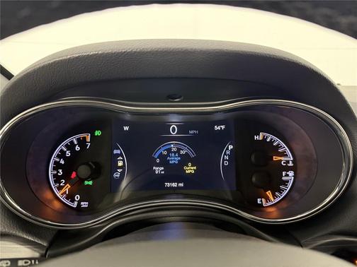 2022 Jeep Grand Cherokee Laredo