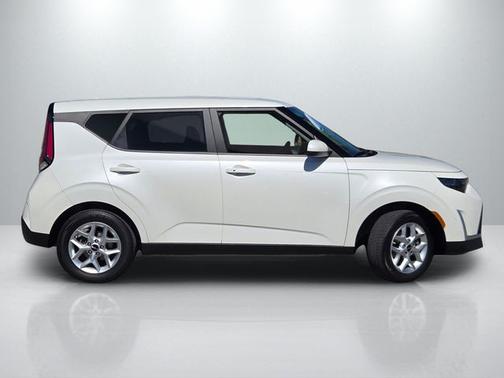 2023 Kia Soul S