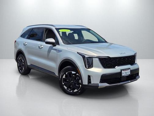 Ivory 2026 Kia Sorento S