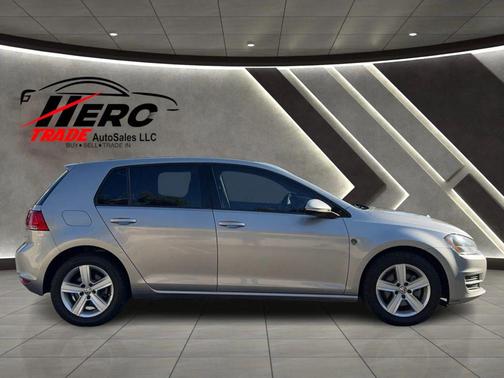 2017 Volkswagen Golf TSI Wolfsburg Edition 4-Door