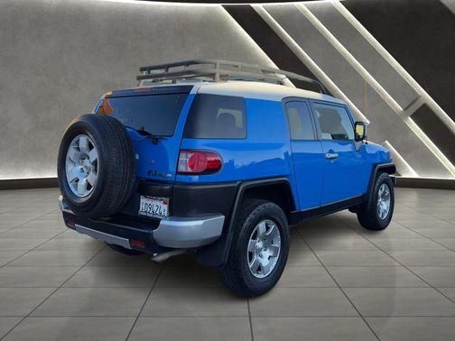 2008 Toyota FJ Cruiser Base