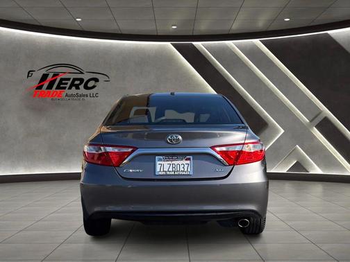 2015 Toyota Camry XLE