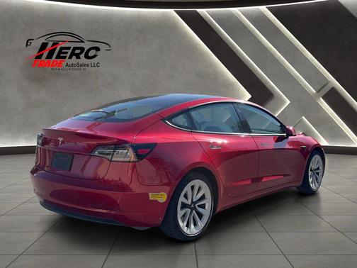 2021 Tesla Model 3 Standard Range Plus