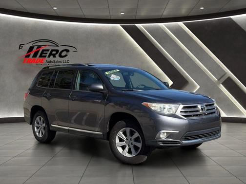2013 Toyota Highlander SE
