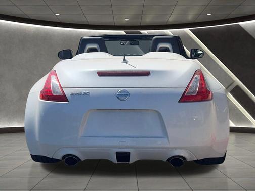 2010 Nissan 370Z Touring