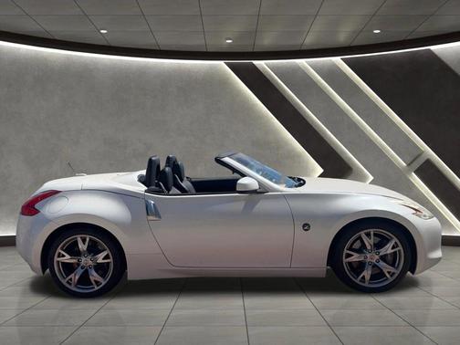 2010 Nissan 370Z Touring