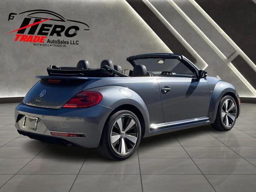 2013 Volkswagen Beetle 2.0T