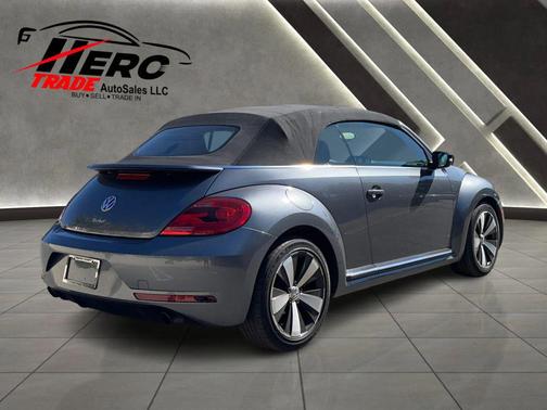 2013 Volkswagen Beetle 2.0T