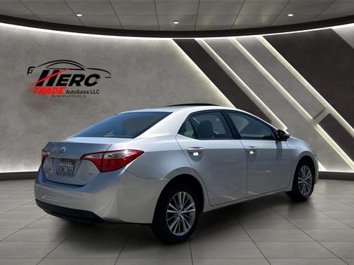 Classic Silver Metallic 2014 Toyota Corolla LE Plus