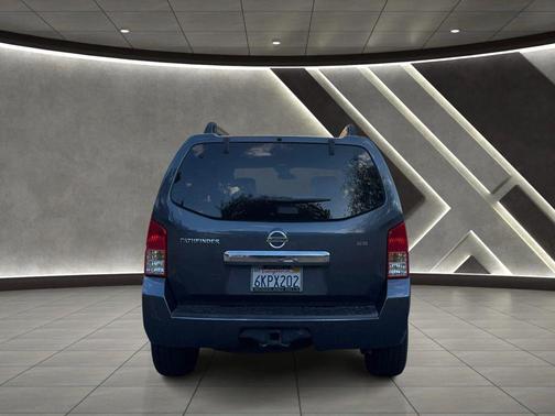 2010 Nissan Pathfinder S FE+