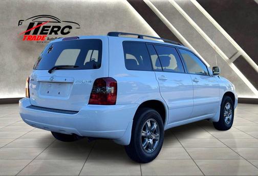 2005 Toyota Highlander Base