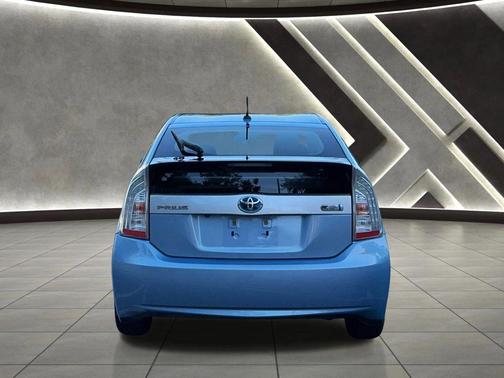 2014 Toyota Prius Plug-in Advanced