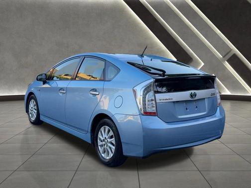 2014 Toyota Prius Plug-in Advanced