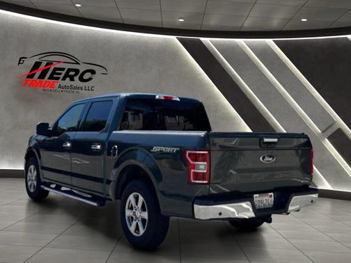 Dark Gray 2018 Ford F-150 XLT