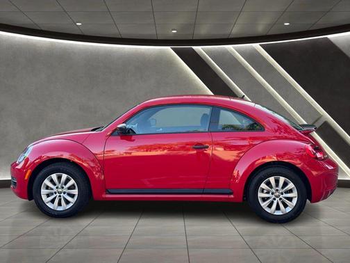 2016 Volkswagen Beetle 1.8T S
