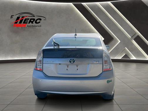 2014 Toyota Prius Plug-in Base