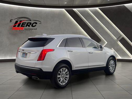 2017 Cadillac XT5 Base