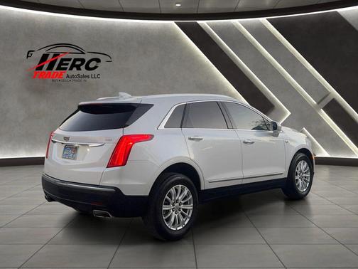 2017 Cadillac XT5 Base