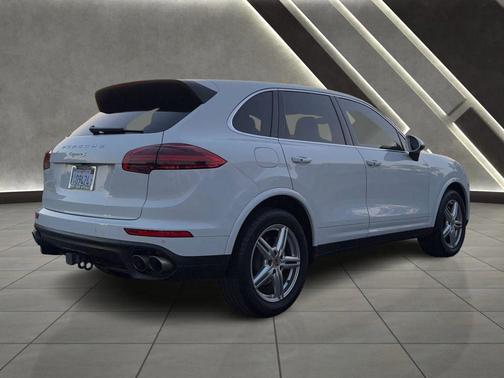 2017 Porsche Cayenne S