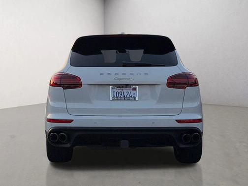 2017 Porsche Cayenne S