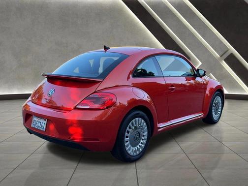 2016 Volkswagen Beetle 1.8T SE