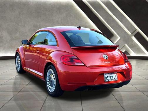 2016 Volkswagen Beetle 1.8T SE