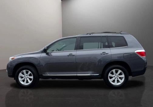 2013 Toyota Highlander SE