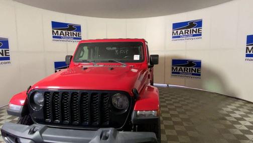 Firecracker Red Clearcoat 2021 Jeep Gladiator Willys 4x4