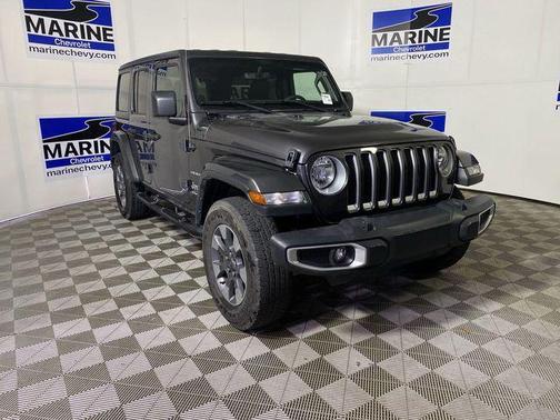 Granite Crystal Metallic Clearcoat 2023 Jeep Wrangler 4-Door Sahara 4x4