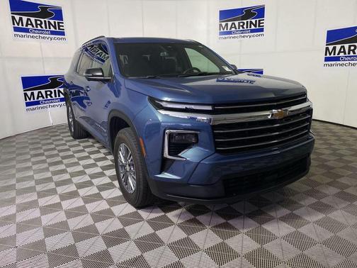 Lakeshore Blue Metallic 2024 Chevrolet Traverse LT