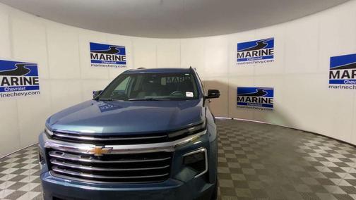 Lakeshore Blue Metallic 2024 Chevrolet Traverse LT