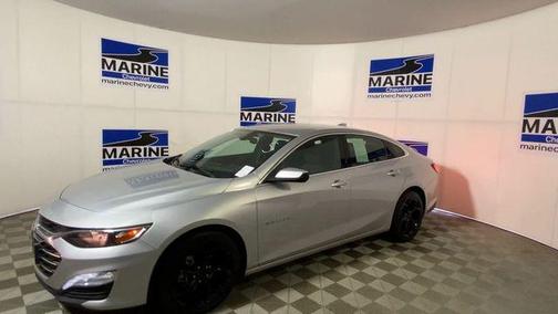 2021 Chevrolet Malibu FWD LT