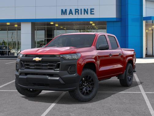 Radiant Red Tintcoat 2026 Chevrolet Colorado WT