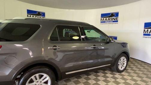 MAGNETIC METALLIC 2017 Ford Explorer XLT
