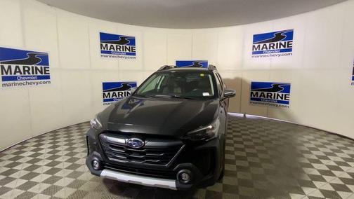 Crystal Black Silica 2024 Subaru Outback Touring XT
